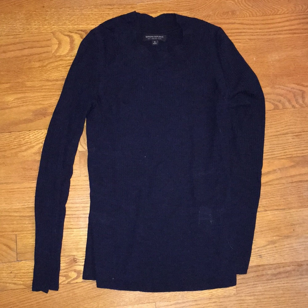 Banana Republic navy scallop crewneck sweater!